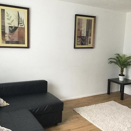 Villa 4 Bed House Next To Basildon Town Centre Extérieur photo